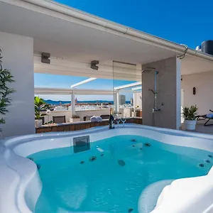  Apartment Penthouse With Roof Terrace With Jacuzzi